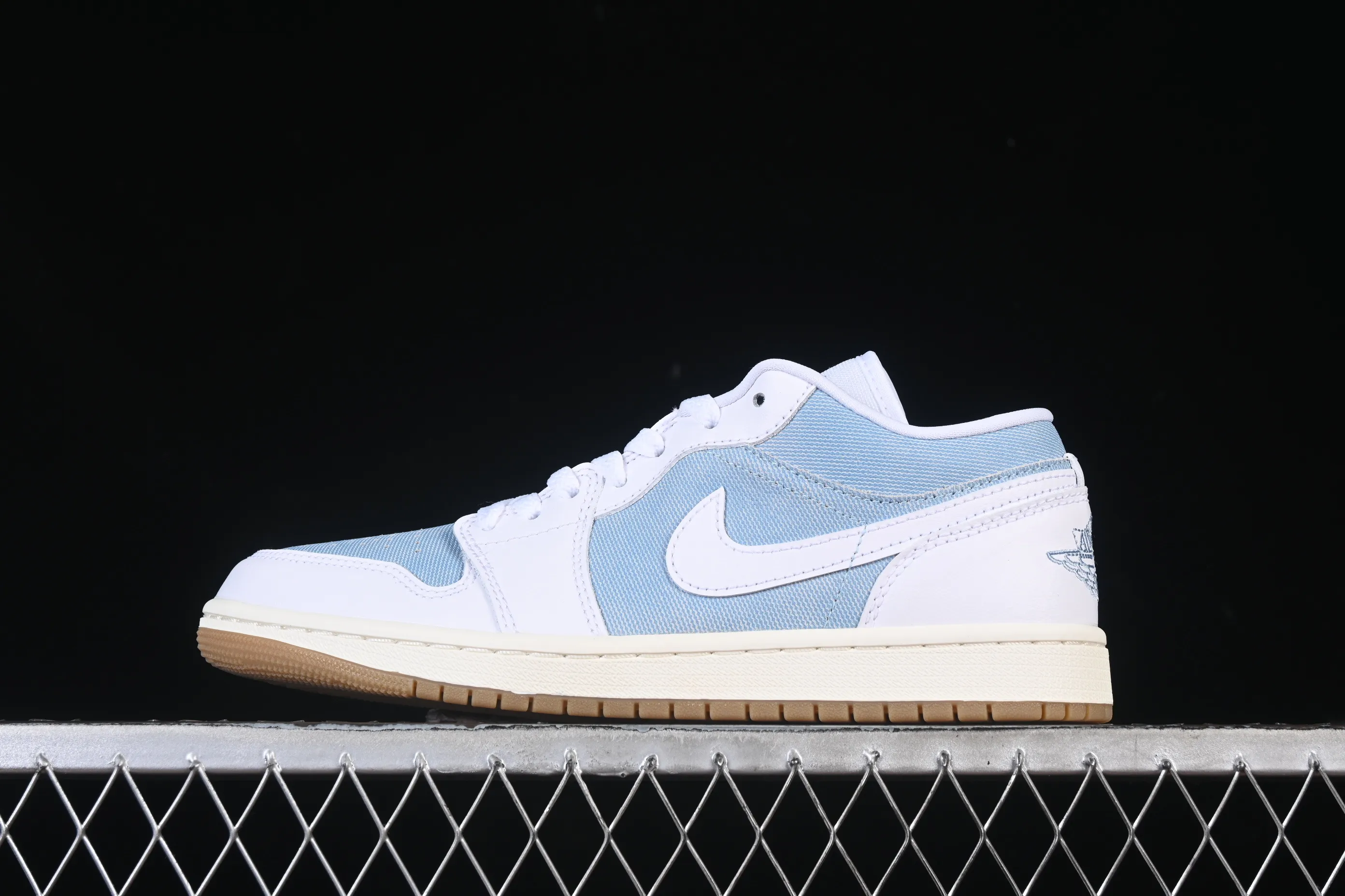 All categories Air Jordan Jordan series basketball shoes Air Jordan 1 Low G version pure original Air Jordan 1 Low Denim "Worn Blue" denim low-top retro culture basketball shoes HQ2004-400